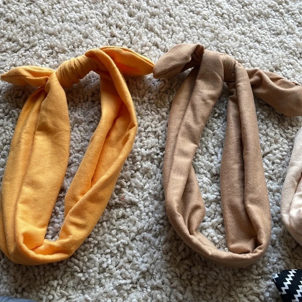 Set of six headbands